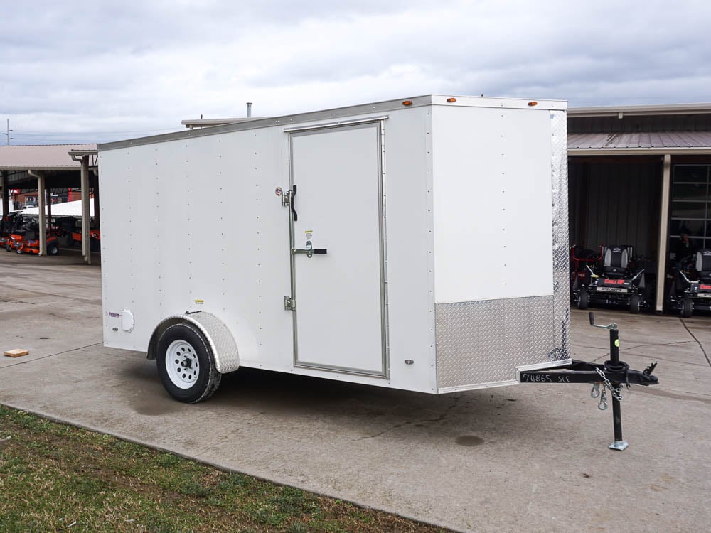 6'x12'  Enclosed V-Nose Trailer White Diamond Plate Floor Side Angle