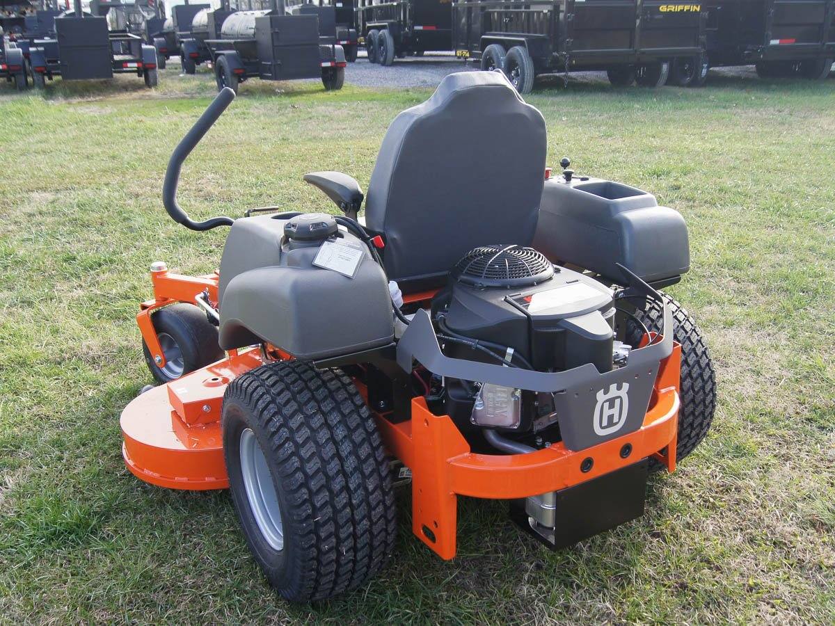 Husqvarna MZ61 61" Zero Turn Lawn Mower 24HP KAW (USED)