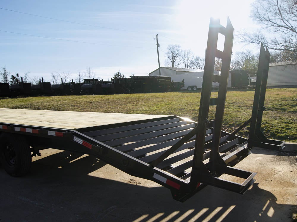 8.5x30 IBeam Gooseneck Deckover Trailer (2) 7K Axles Stand-Up Ramps