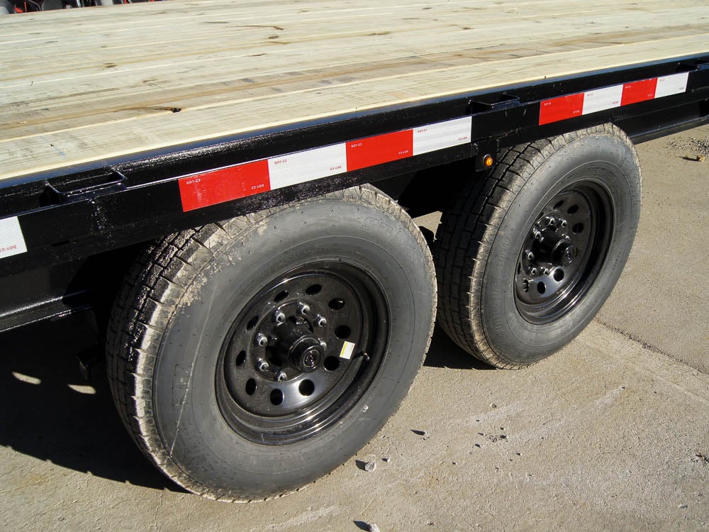 8.5x30 IBeam Gooseneck Deckover Trailer (2) 7K Axles Stand-Up Ramps