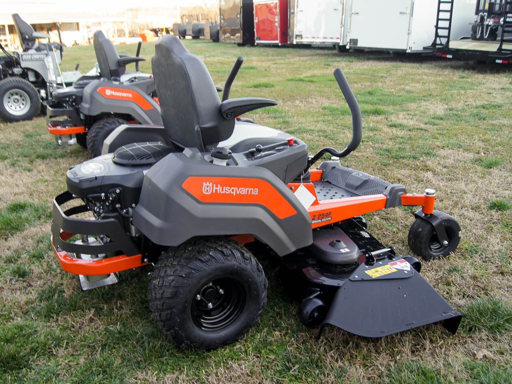 Husqvarna Z254F Prem. Special Edition Zero Turn Mower 26HP KOH