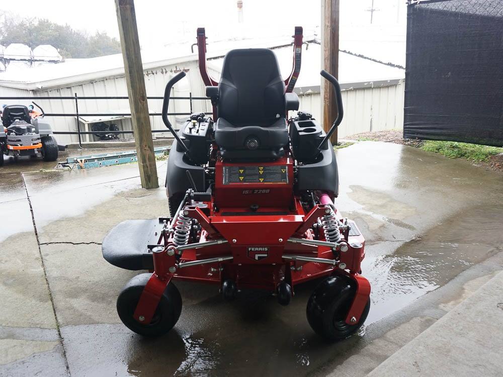 Ferris 52" ISX2200 (5902025) 25.5HP Kawasaki Zero Turn Mower Front