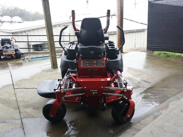Ferris 52" ISX2200 (5902025) 25.5HP Kawasaki Zero Turn Mower Front