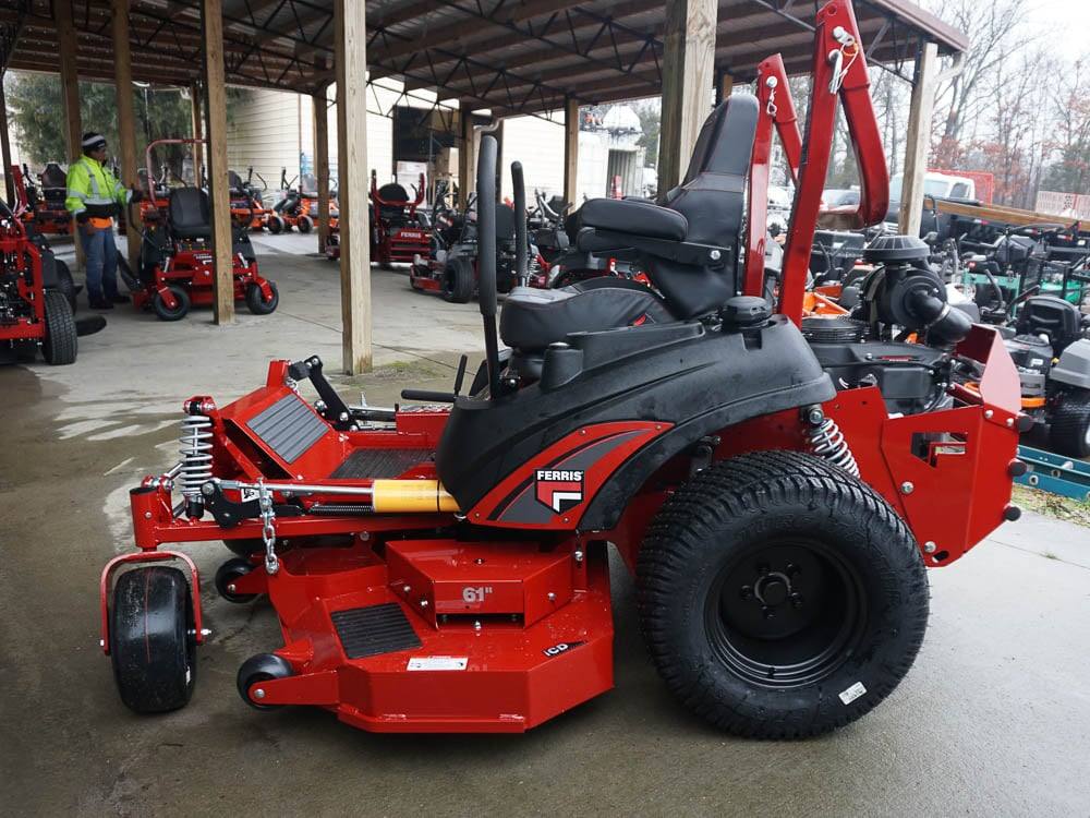 Ferris 61" ISX2200 (5902026) - 25.5HP Kawasaki Zero Turn Mower Front Angle