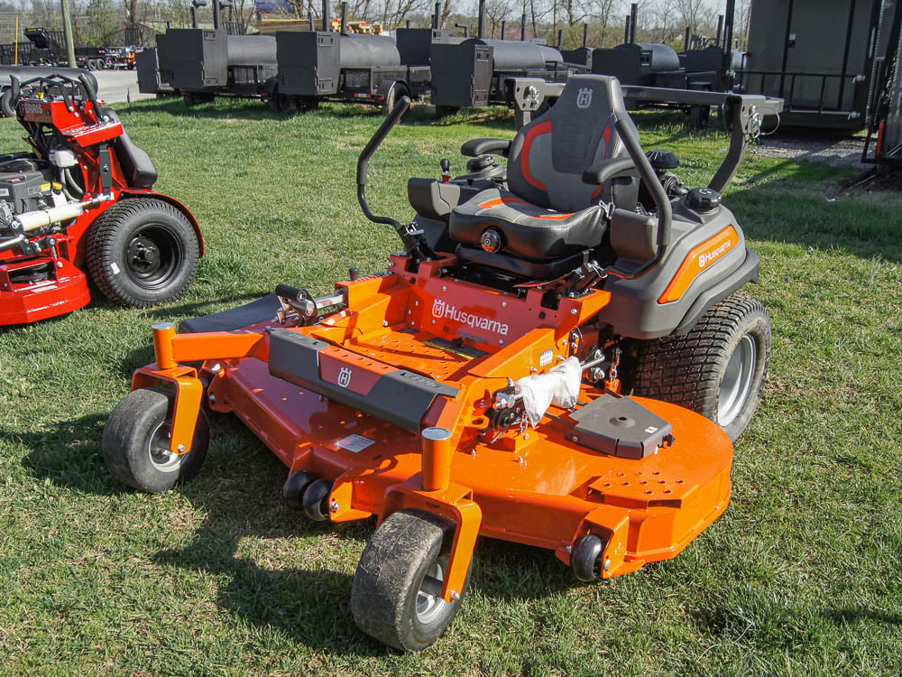 Z572X Zero Turn Mower - Front Left Side View