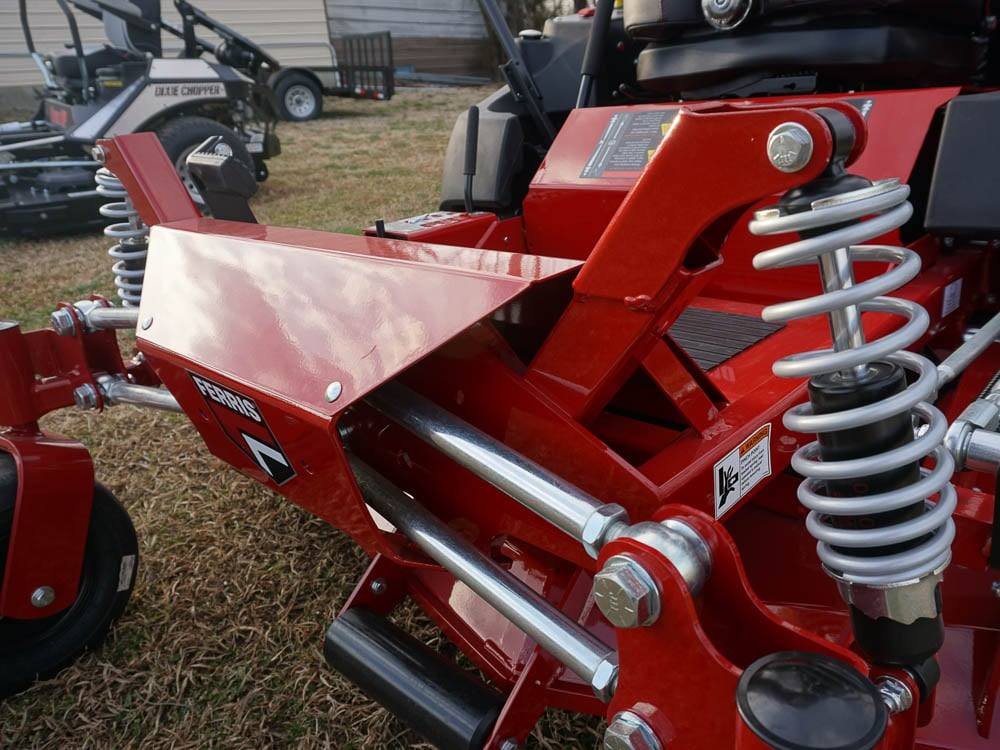 Ferris 61" ISX3300 (5902031) 38.5HP Kawasaki EFI Zero Turn Mower Front