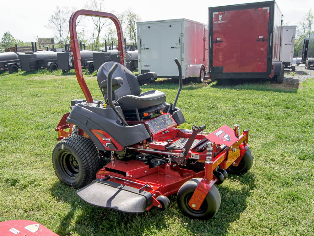 Ferris 5902061 60" IS700 Zero Turn Mower 27HP Briggs