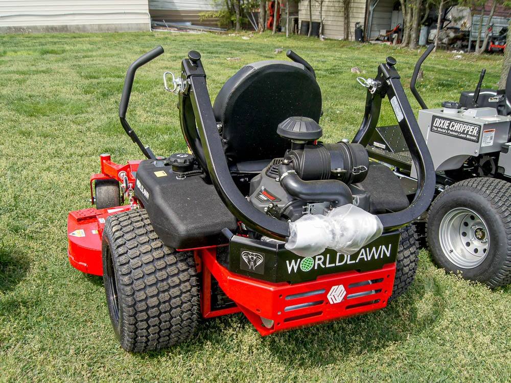 WorldLawn King Cobra Zero Turn Mower Front Right