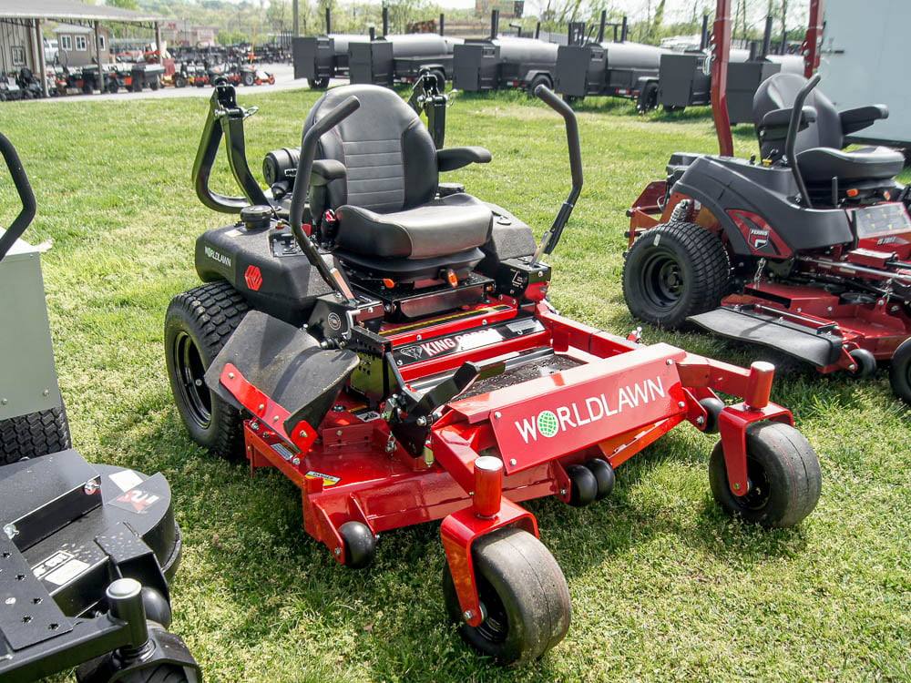 WorldLawn King Cobra Zero Turn Mower Front Right