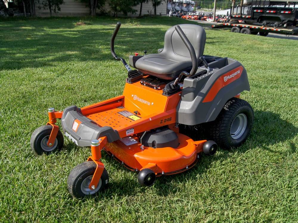 Husqvarna Z246 46" Zero Turn Mower 21HP Husq Engine