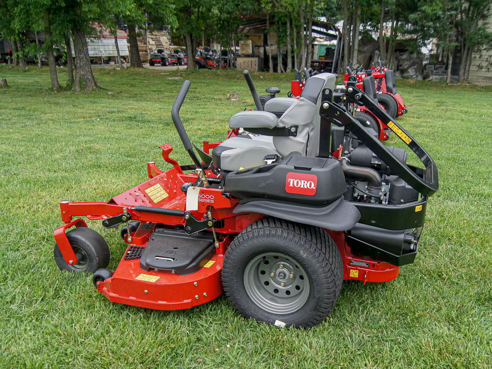 Toro 6000 Series 60" Zero Turn Mower