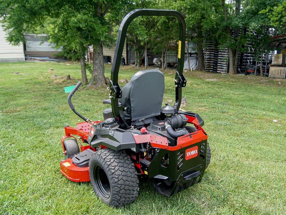 Toro 77282 2000 Series Zero Turn Mower