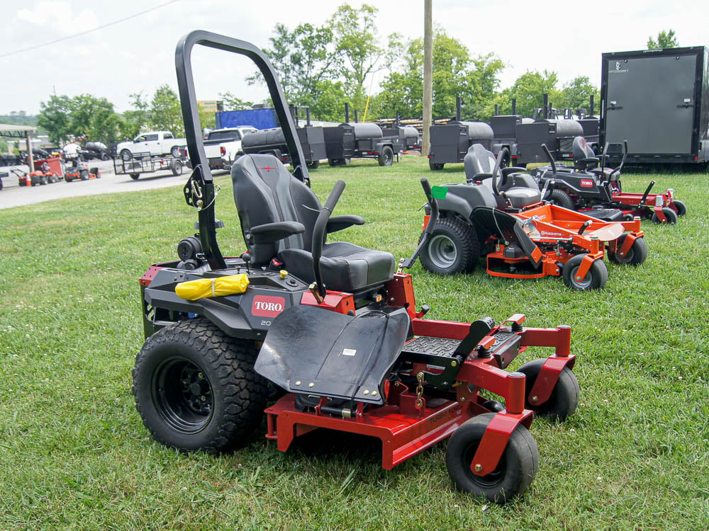 Toro 77282 2000 Series Zero Turn Mower