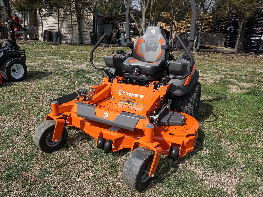 Husqvarna Z560X Kaw 31 HP Lawn Mower