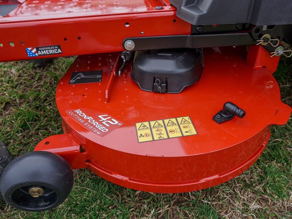 Toro 75746 TimeCutter Zero Turn Mower Handhelds Enclosed Trailer Bundle