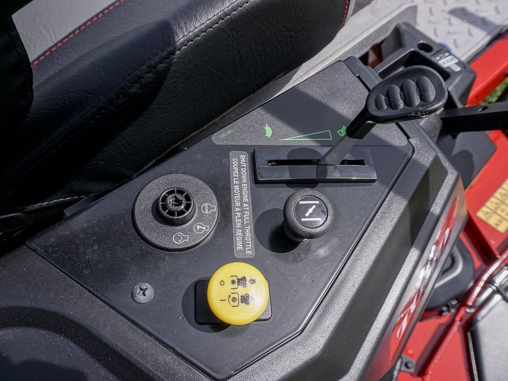 Toro 75755 TimeCutter Front Right