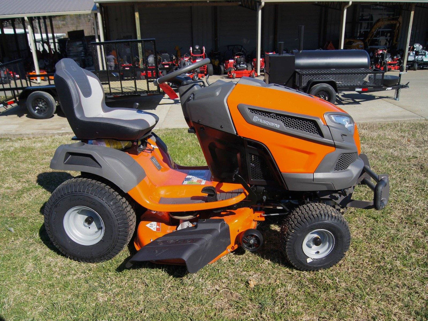 Husqvarna TS 142L 42" Lawn Tractor 21HP Husq Engine