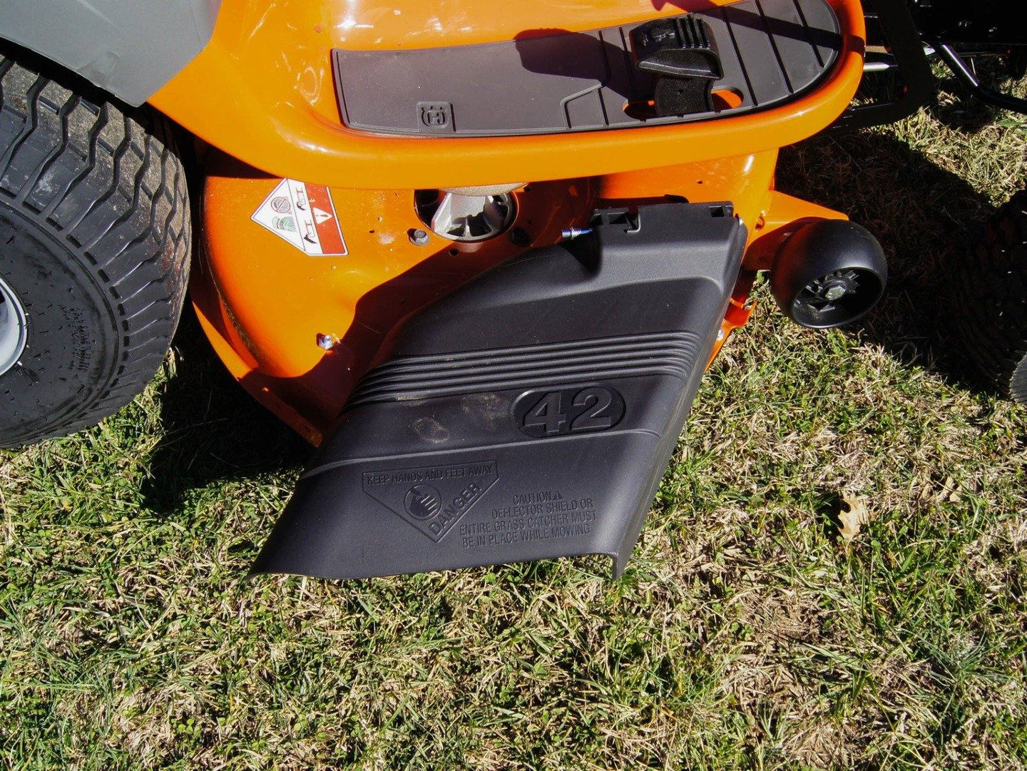 Husqvarna TS 142L 42" Lawn Tractor 21HP Husq Engine