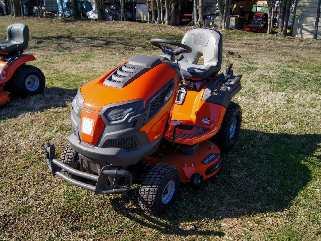 Husqvarna TS 242XD 42" Riding Lawn Tractor Front Right