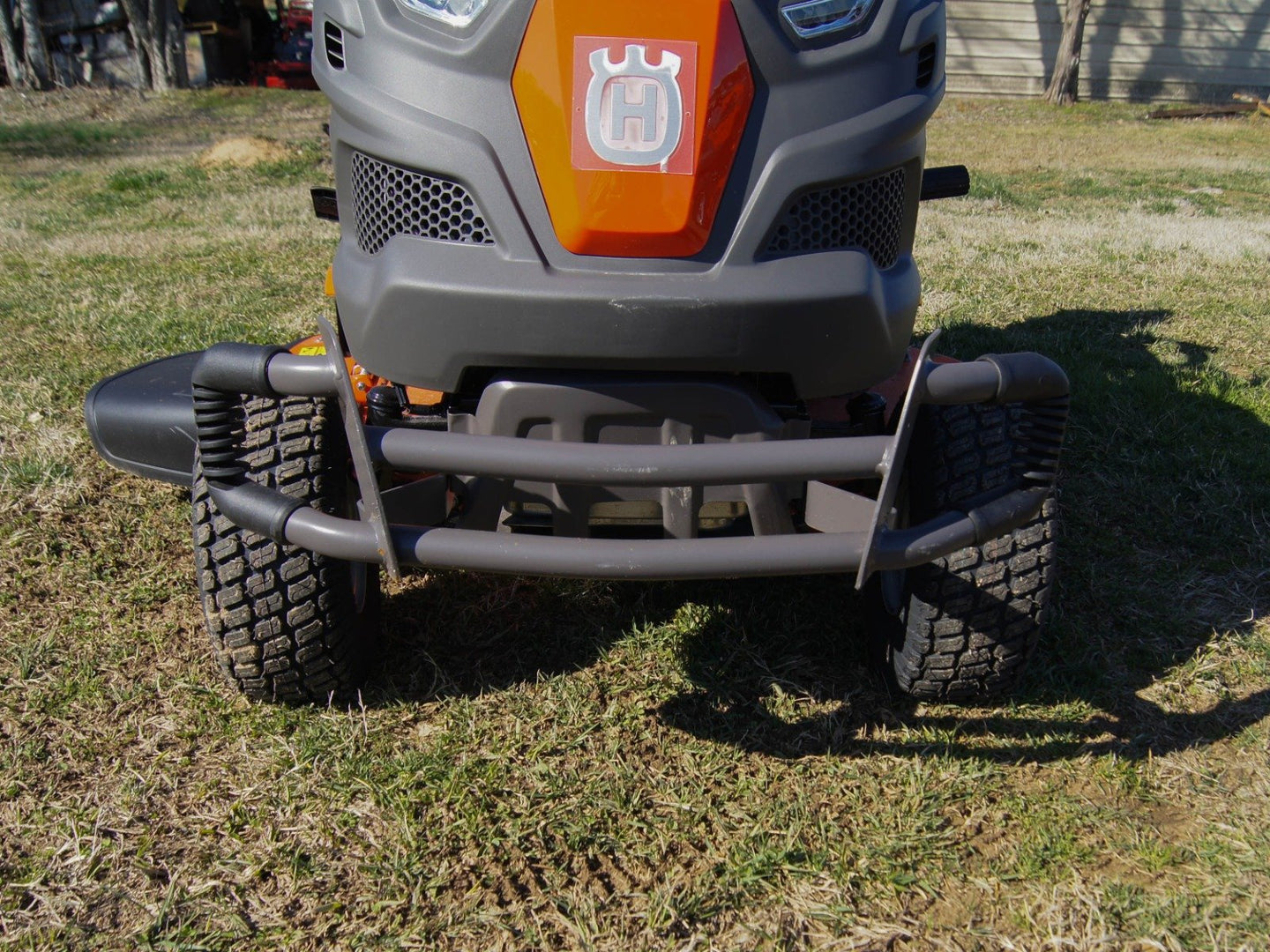 Husqvarna TS 242XD 42" Riding Lawn Tractor Front Right