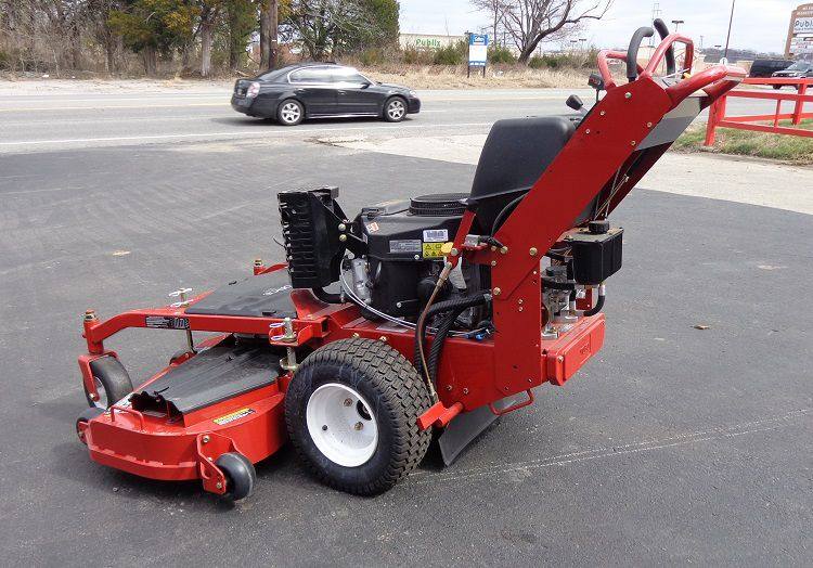 Toro 30489 Walk Behind Mower 52" Profile