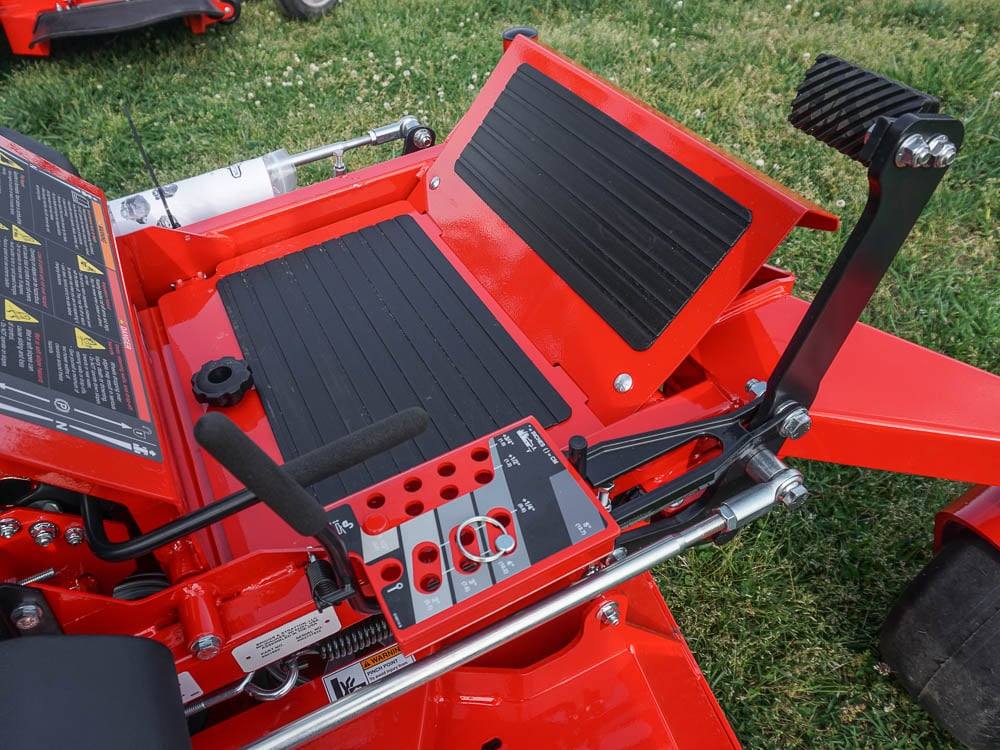 Snapper Pro S120 5901862 Zero Turn Mower Front Left