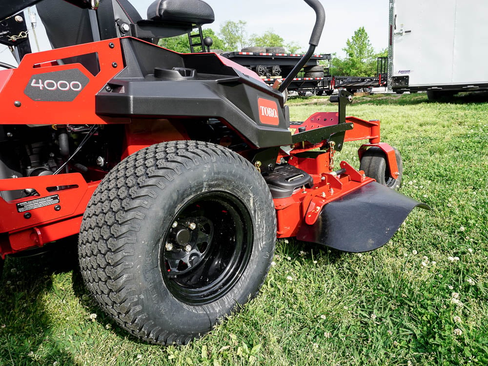 Toro 4000 Series Zero Turn Mower Front Right