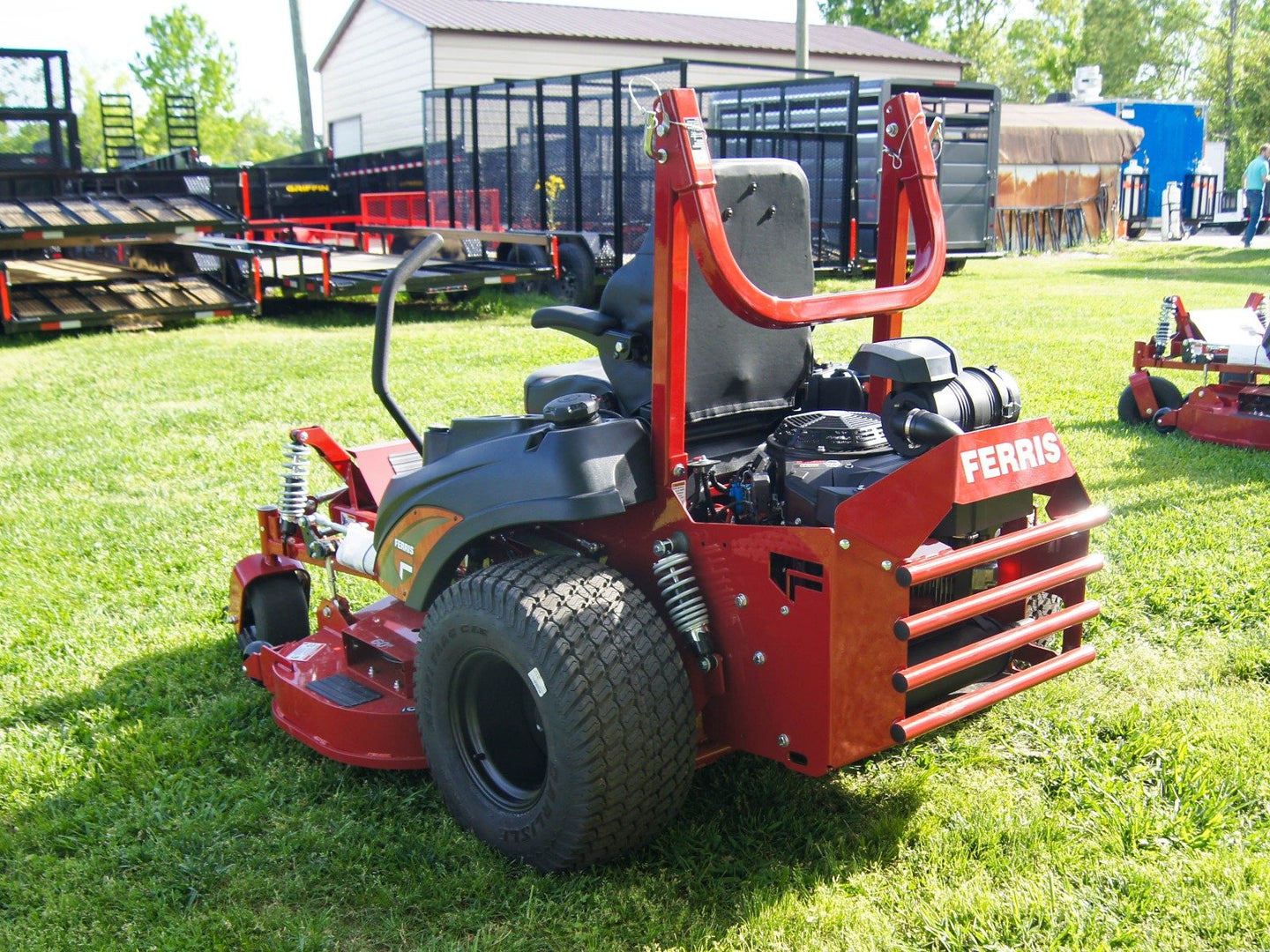 Ferris 5902065 60" ISX3300 Zero Turn Mower 38.5HP KAW EFI