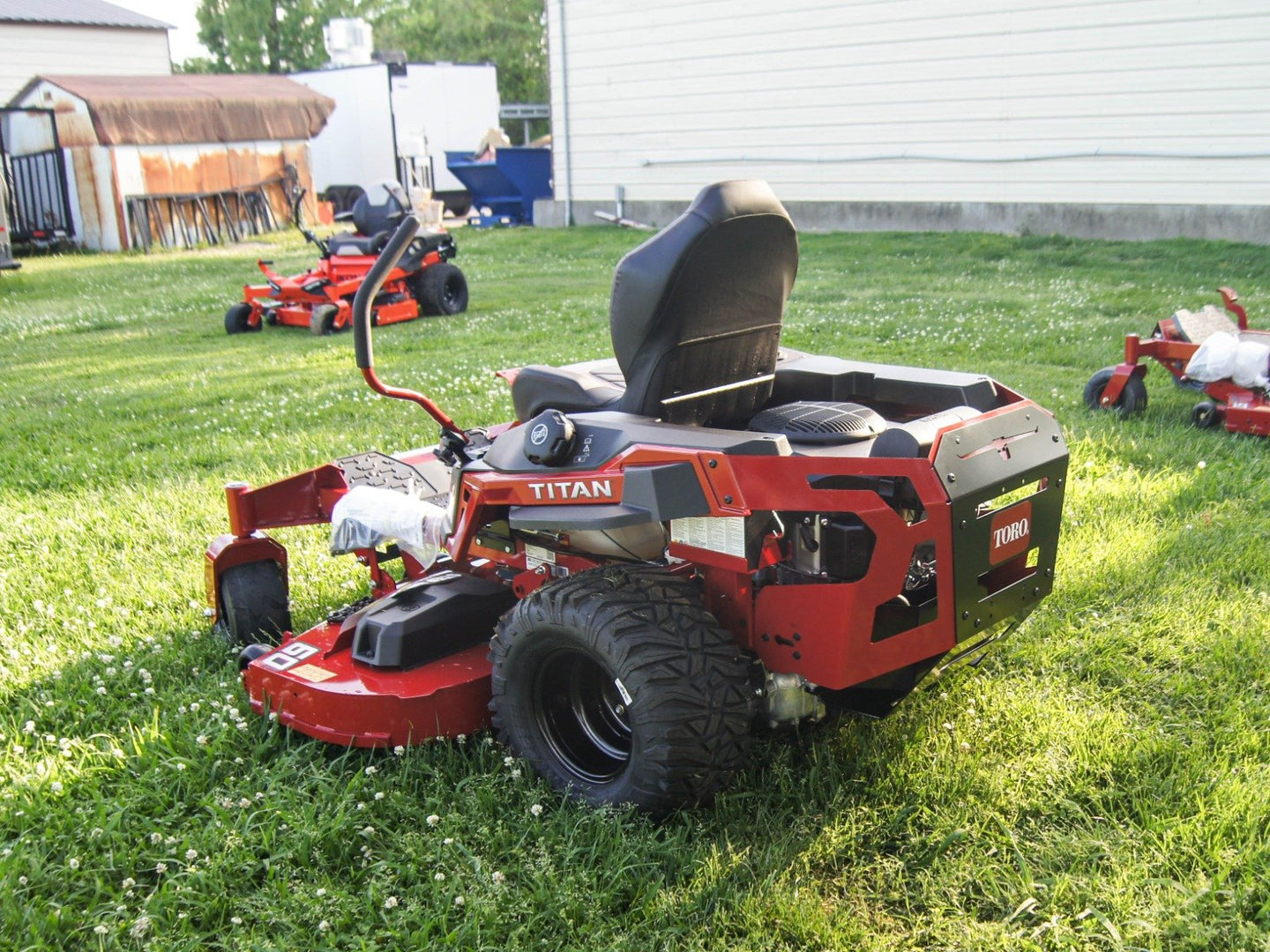 Toro 76604 60" Titan Zero Turn Mower 26HP Kohler