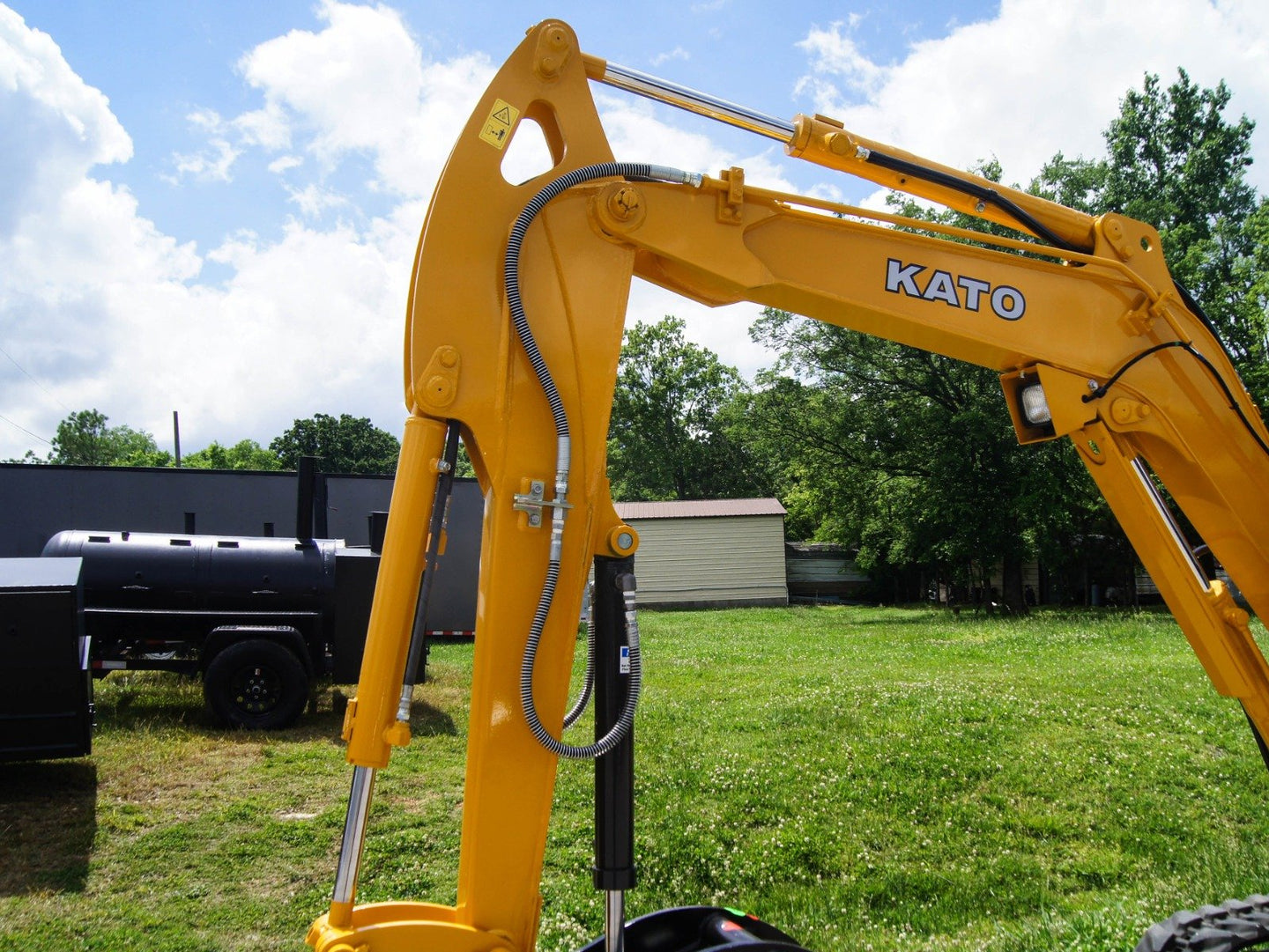 Kato HD35V5 Mini Excavator 8082lbs 23HP Yanmar Diesel Closed Cab