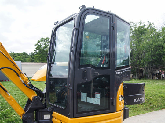 Kato HD35V5 Mini Excavator 8082lbs 23HP Yanmar Diesel Closed Cab