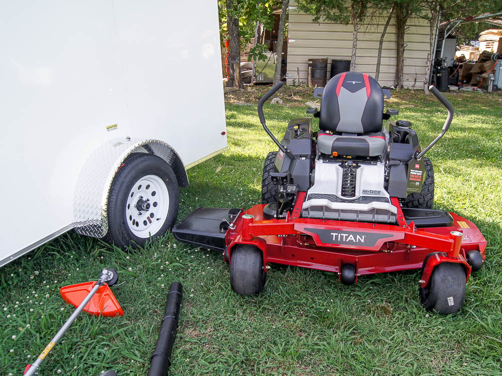 Toro 75316 Titan MyRide 60" Zero Turn Mower Enclosed Trailer Handheld Package Deal