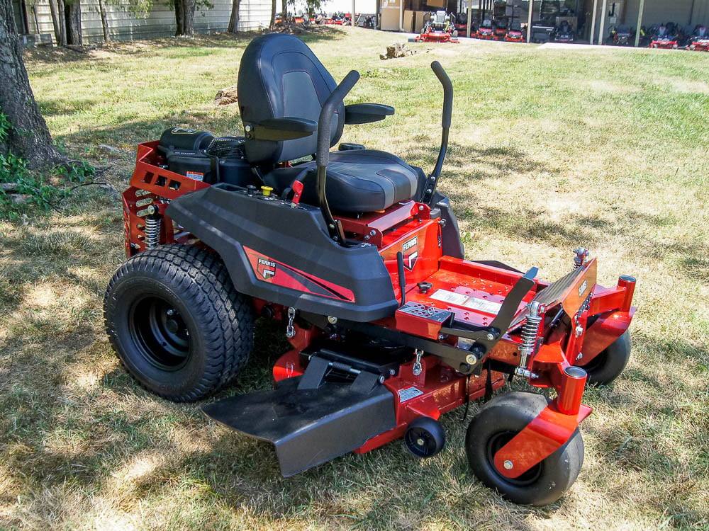 Ferris 500S (5902051) 48" 25HP Briggs and Stratton