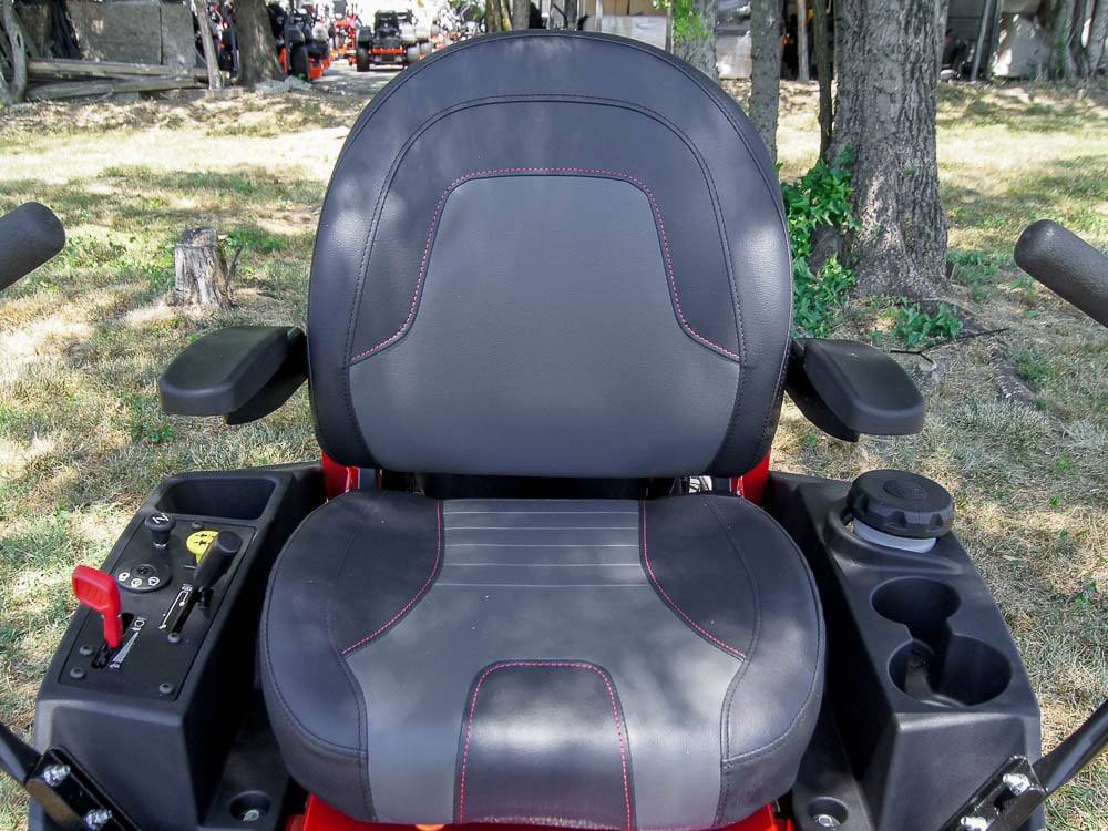 Ferris 500S (5902051) 48" 25HP Briggs and Stratton