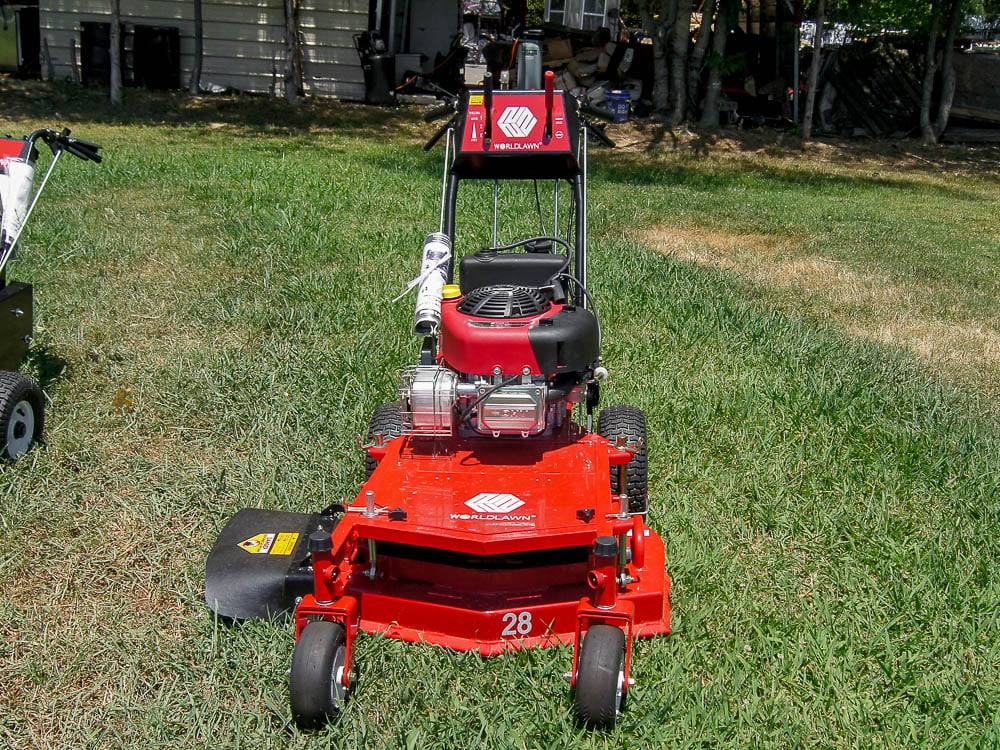 Worldlawn WY28X11BS 28" Walk Behind Lawn Mower 10.5HP Briggs