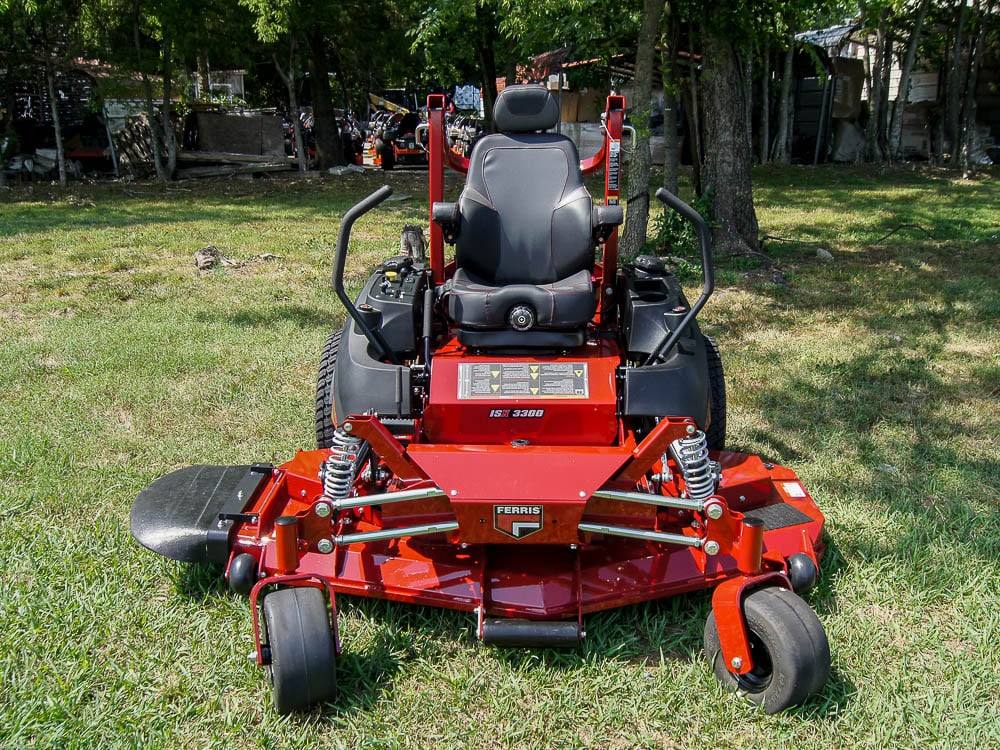 Ferris 72" ISX3300 (5902035) 36HP Vanguard Zero Turn Mower