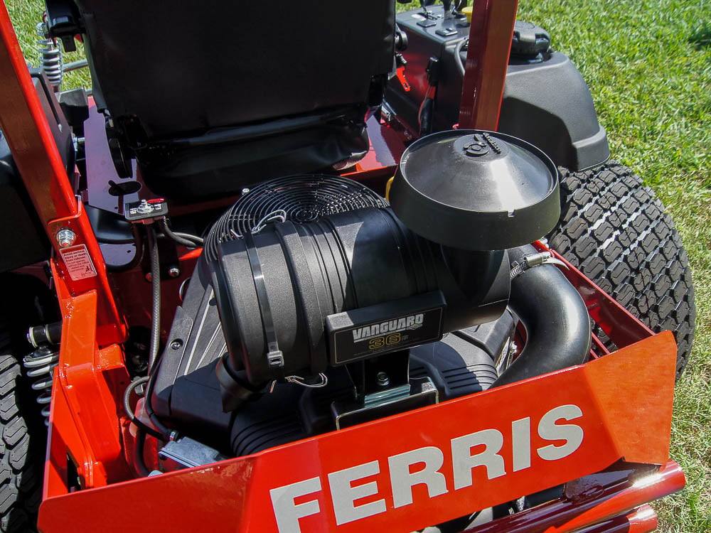 Ferris 72" ISX3300 (5902035) 36HP Vanguard Zero Turn Mower