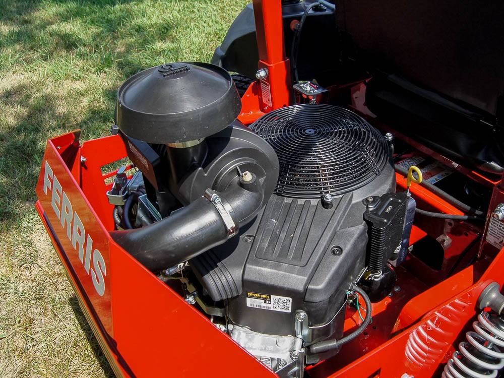 Ferris 72" ISX3300 (5902035) 36HP Vanguard Zero Turn Mower