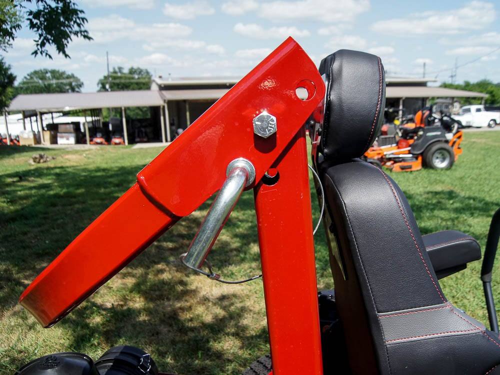 Ferris 72" ISX3300 (5902035) 36HP Vanguard Zero Turn Mower