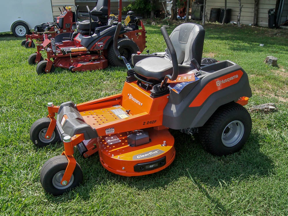 Husqvarna Z242F Kawasaki Zero Turn Mower 18HP Kawasaki