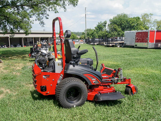 Ferris 5901881 ISX 3300 Zero Turn Mower Front