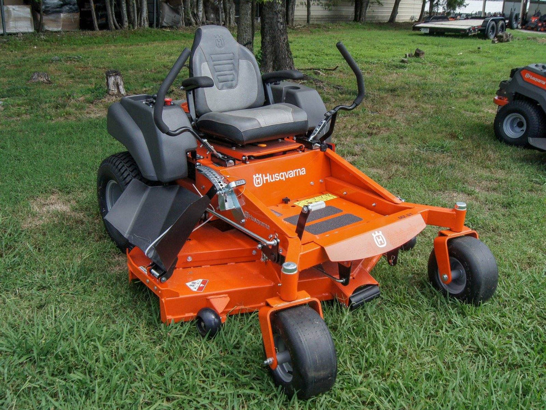 Husqvarna MZ61 Zero Turn Mower 61" Deck 27 HP Briggs & Stratton