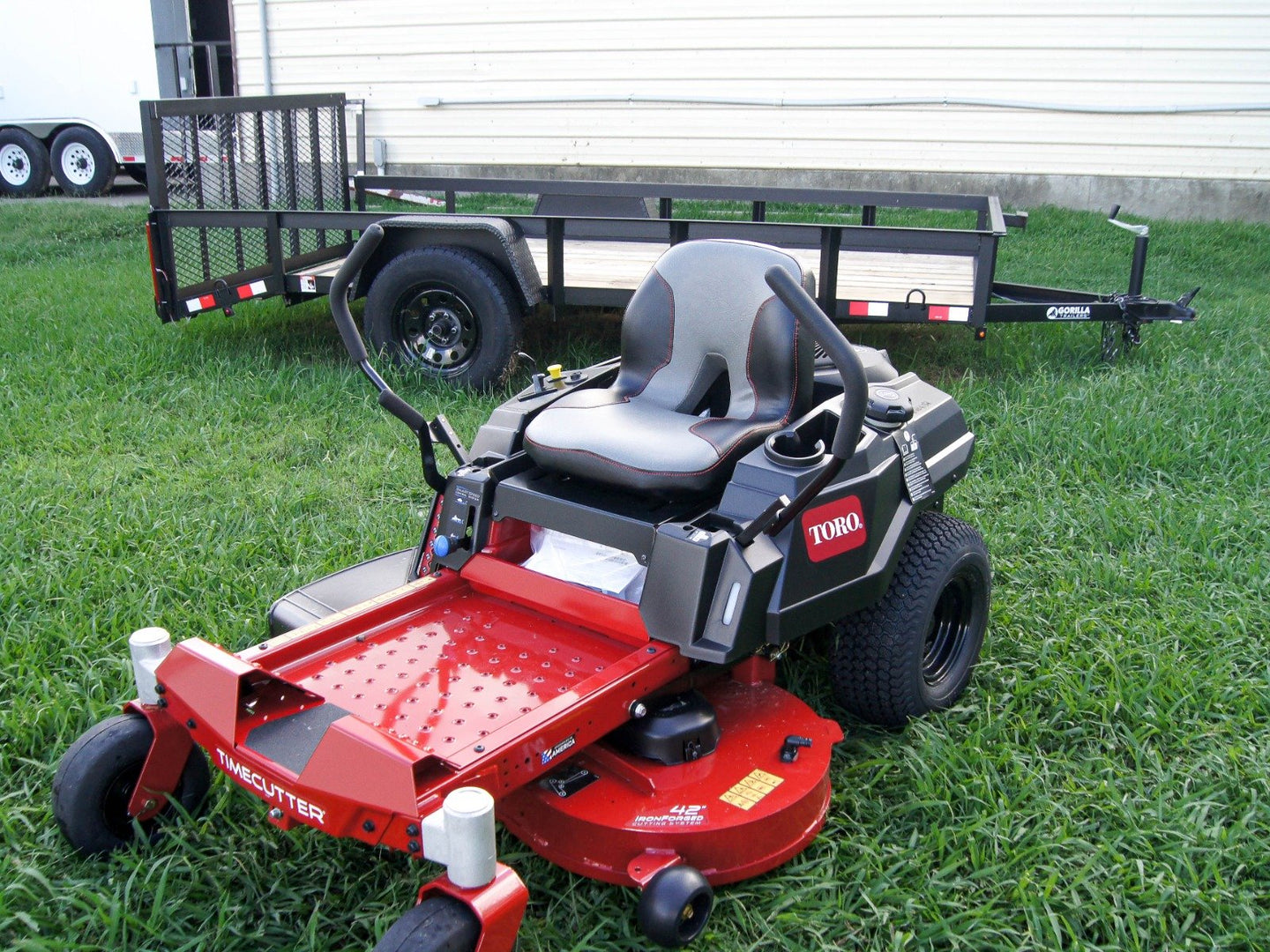 Toro 75746 TimeCutter Zero Turn Mower Handhelds Utility Trailer Bundle