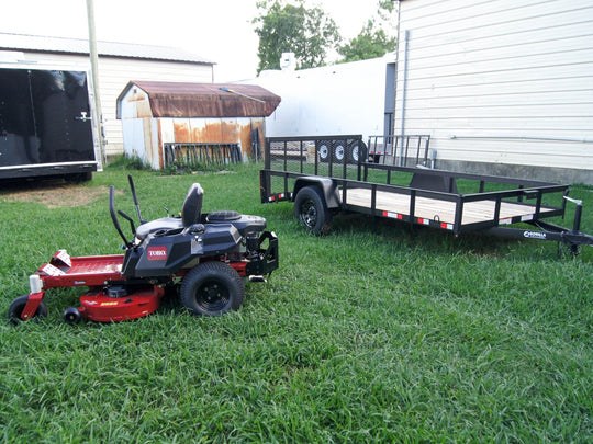 Toro 75746 TimeCutter Zero Turn Mower Handhelds Utility Trailer Bundle