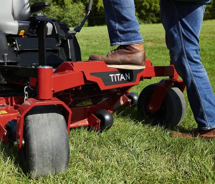 Toro 75301 Titan 4800 Front Right