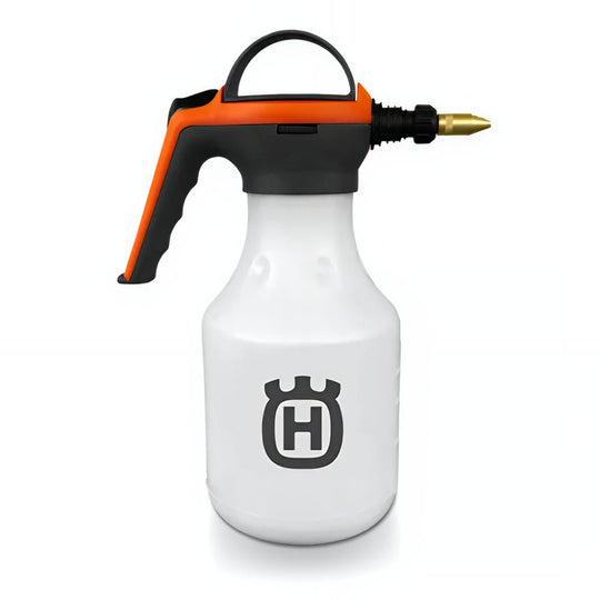 Husqvarna Genuine 596766102 48OZ Handheld Sprayer - SLE Equipment - 1