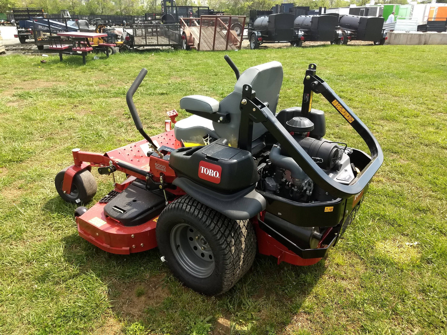 Toro Z Master 6000 Series Zero Turn Mower 60" 31 HP Kawasaki