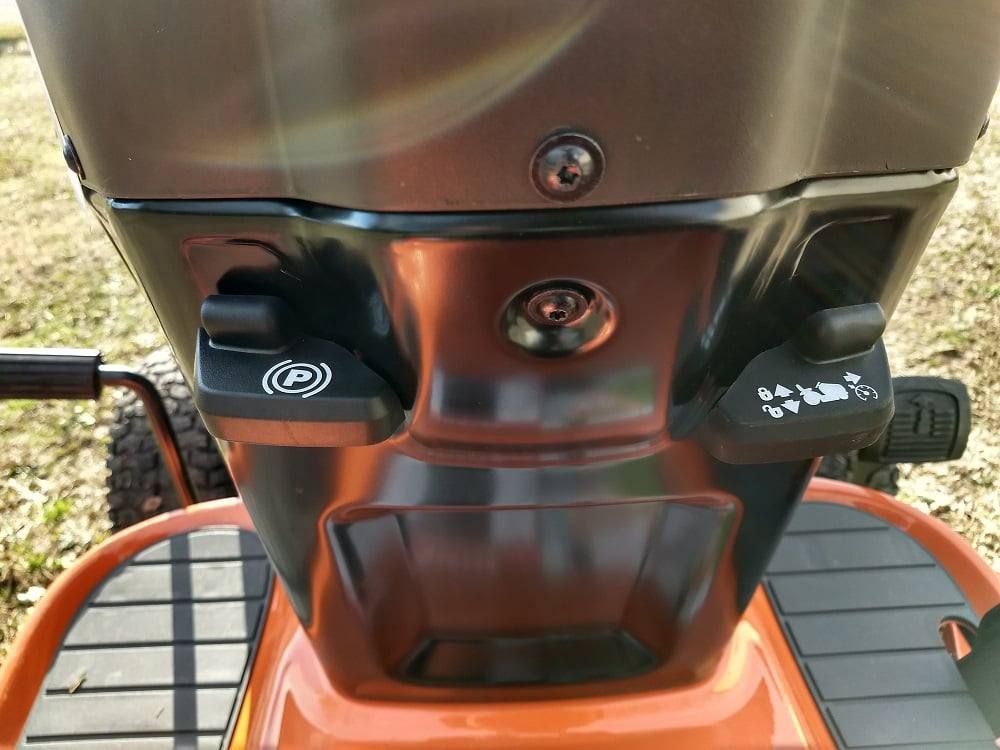 Husqvarna YTH24K48 48 Inch Riding Tractor with Gift Card