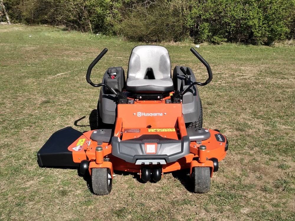 Husqvarna Z254F 23 HP Kawasaki Zero Turn Lawn Mower with Gift Card