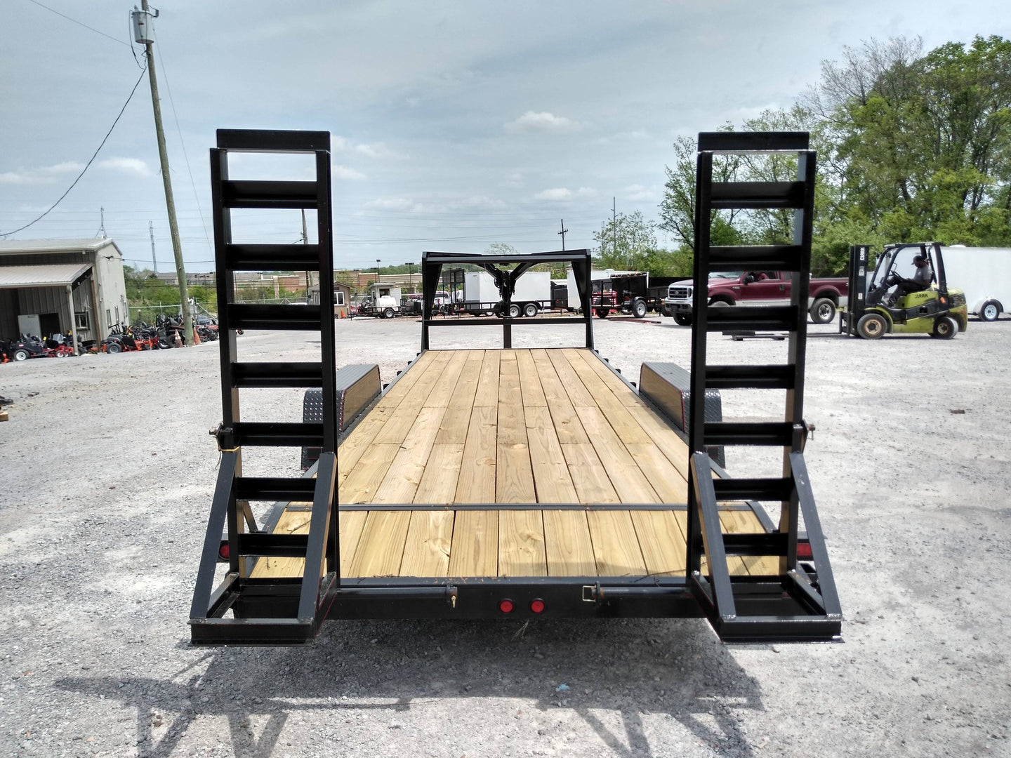 Equipment Utility Trailer 7' X 24' Dovetail Gooseneck 1